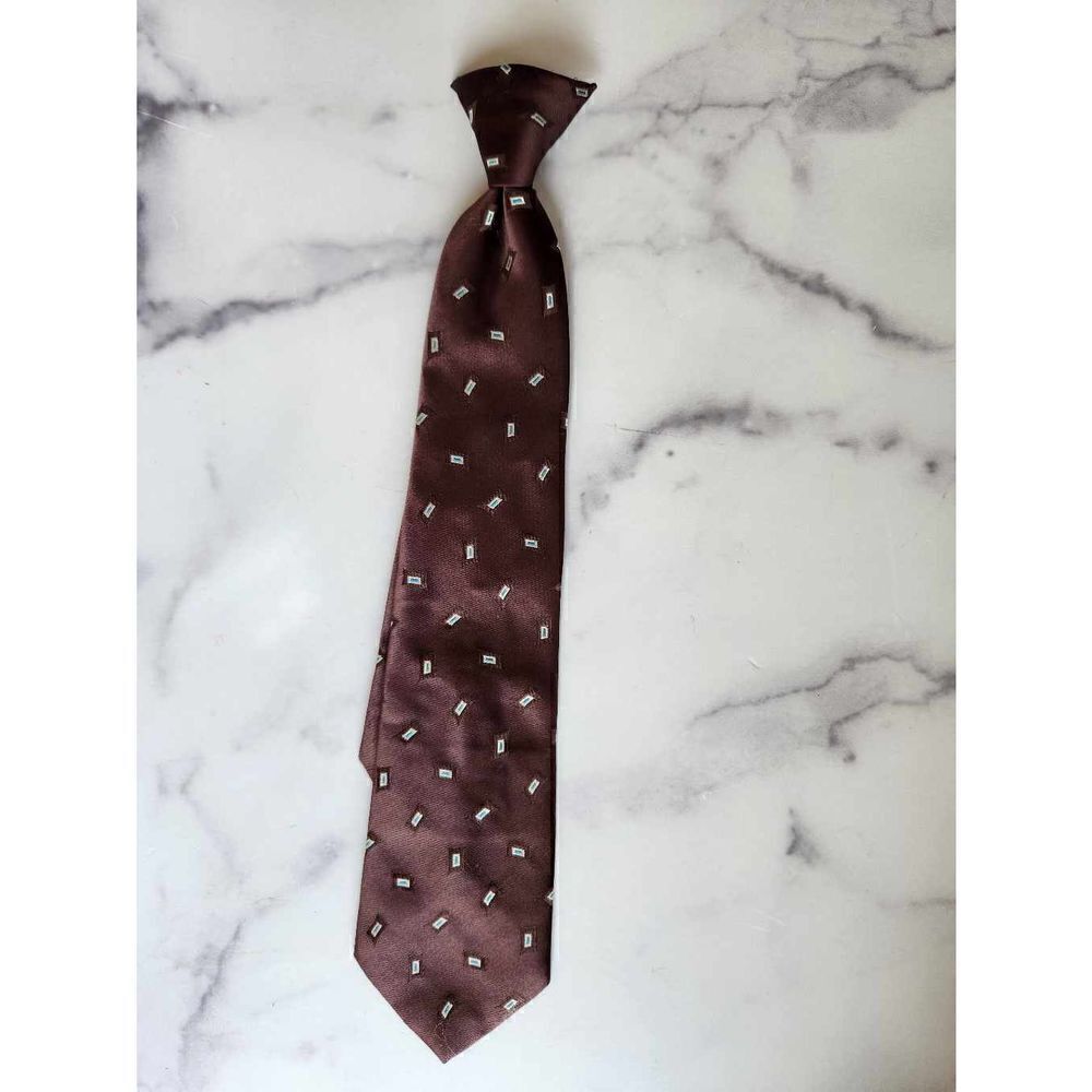 The Mens Store short retro 70s coffee brown geometric clip on tie